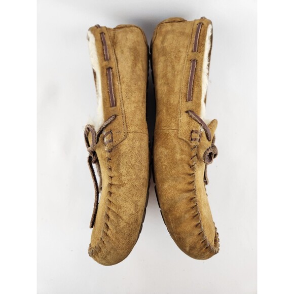 UGG Dakota Slippers Women's 10 House Shoes Tan 5612 Moccasin Loafers Sherpa Wool - Picture 6 of 10